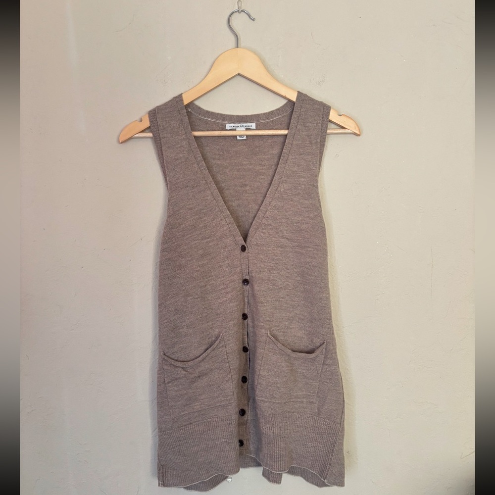 BANANA REPUBLIC VEST